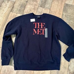 New The Met Men's Women’s Classic Navy Crewneck Sweater XL Sweatshirt Red Letter